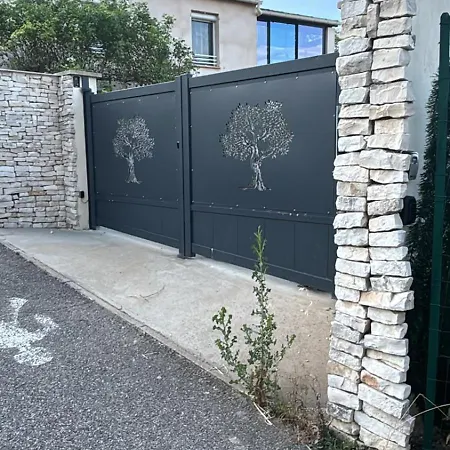 Rez De Avec Piscine *